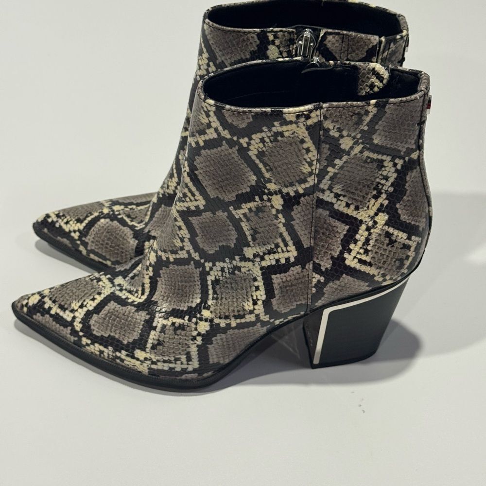 Circus by Sam Edelman Cal snakeskin embossed ankle boots